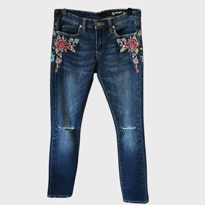 Blanc NYC blue skinny jeans with floral rose embroidery and distressed knees